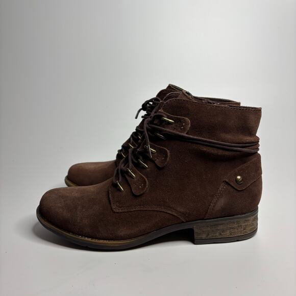 Earth Shoes Boone Suede Ankle Booties in Bark - Picture 2 of 9